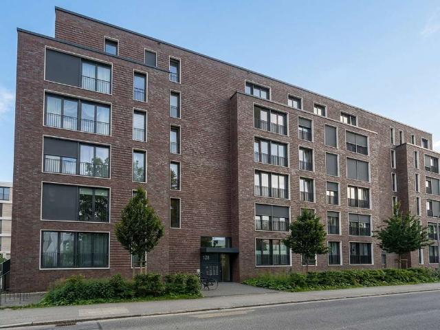 Hoch hinaus, schöne Wohnung mit Dachterrasse zur Miete in Pinneberg Wentzel Dr