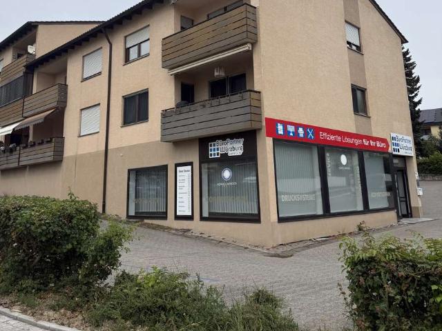 Hochgepflegte sanierte 3 Zimmer Wohnung im sehr gepflegten Zustand