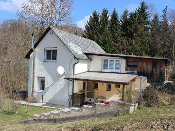 Hochneukirchen: Bezugsfertiges Wohnhaus in traumhafter Aussichtslage