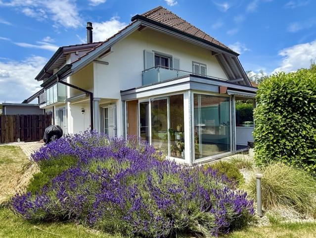 HÖCHSTER KOMFORT, MIT SAUNA, WHIRLPOOL & GARTEN