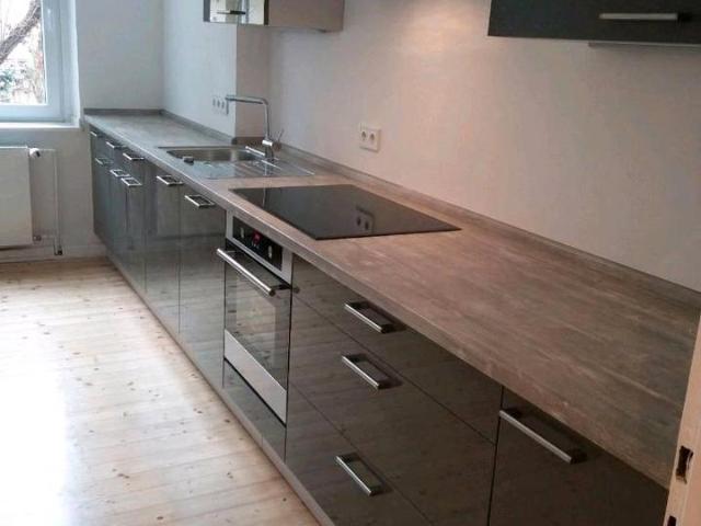 Hochparterre Altbauwohnung zu VERKAUFEN