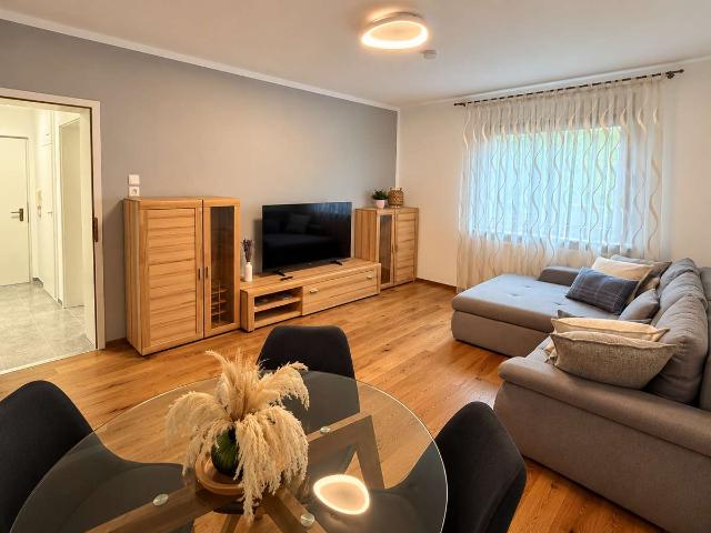 Hochwertig möblierte 3 Zimmer Wohnung | Balkon & Garten | Erstbezug nach Renovierung