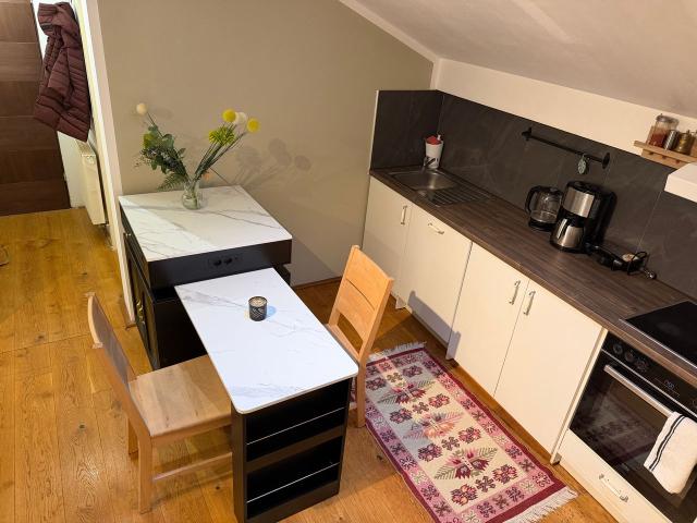 Hochwertig möblierte neue Wohnung im schönen alten Sachsenhausen/Frankfurt, Frankfurt Amsterdam Apartments for Rent