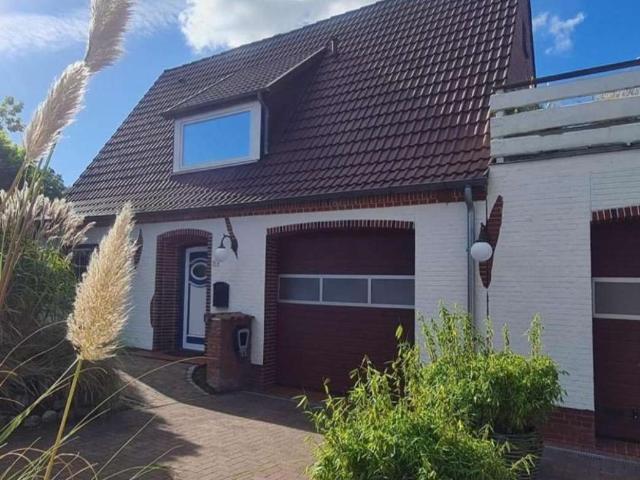 Hochwertig Möbliertes Haus in Tating