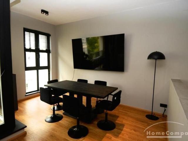 Hochwertig möbliertes Townhouse in Mitte