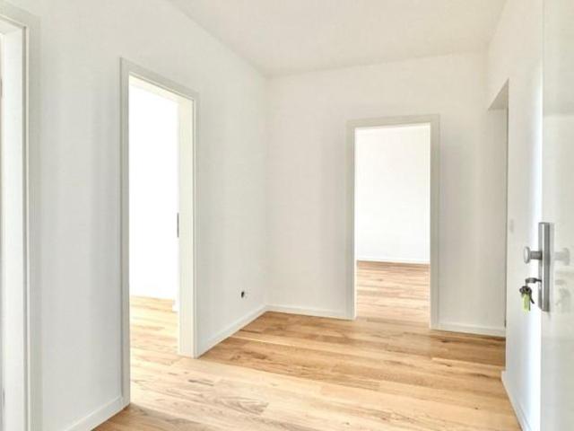 Hochwertig modernisierte 3 Zimmer Wohnung mit Balkon