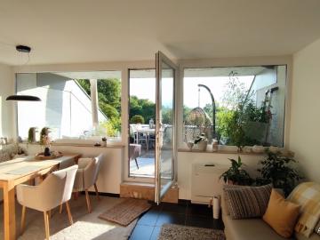 Hochwertig modernisierte Eigentumswohnung Tolle Ferienwohnung! Südwest Terrasse und Burgblick!