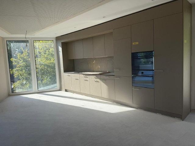 Hochwertig ausgestattete 4½ Zimmer Wohnung