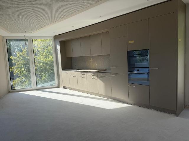 Hochwertig ausgestattete 4½ Zimmer Wohnung
