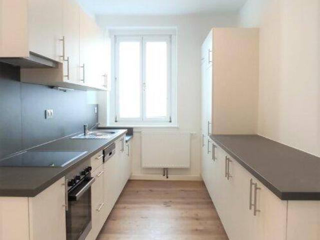 HOCHWERTIG AUSGESTATTETE MODERNE 3 ZIMMERWOHNUNG IN DER GERLGASSE