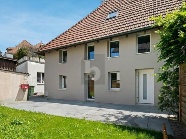 HOCHWERTIG KOMPLETT RENOVIERT