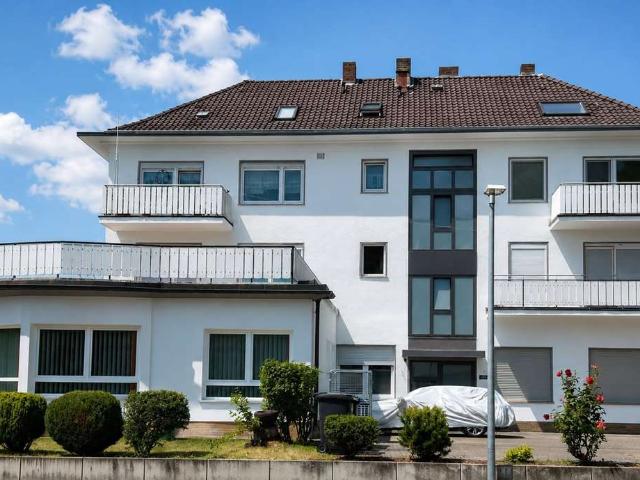 Hochwertig renovierte 3 Zimmer Wohnung in Korbach