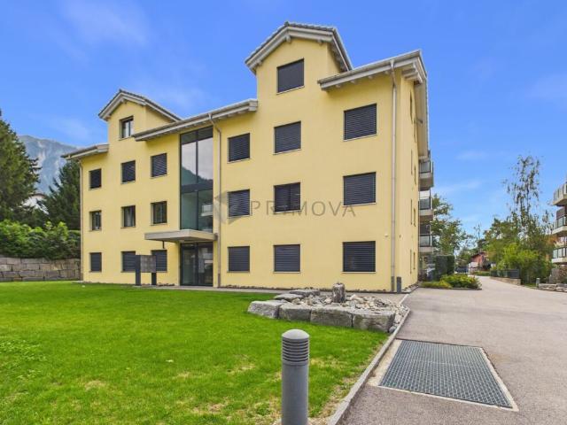 Hochwertig renovierte 4.5 Zimmer Wohnung mit sonniger Südterrasse in Trimmis