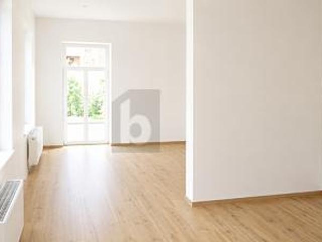 HOCHWERTIG SANIERT IN CITYLAGE MIT TERRASSE