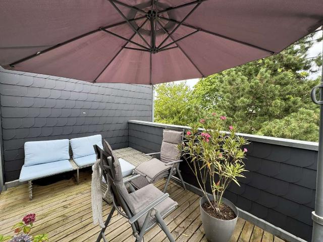 Hochwertig sanierte Maisonette mit Dachterrasse in Essen Holsterhausen