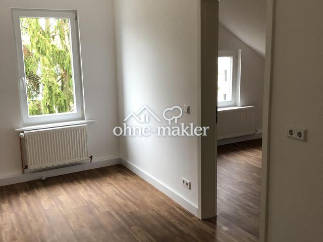 Hochwertig sanierte Altbau Wohnung mit Einbauküche und Tageslichtbad