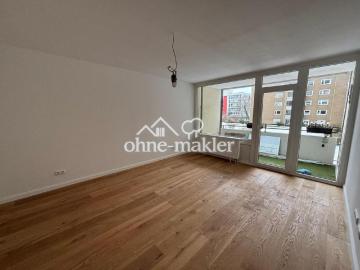 Hochwertig sanierte 2 Zimmer Wohnung Erstbezug mit Balkon und neuer Einbauküche