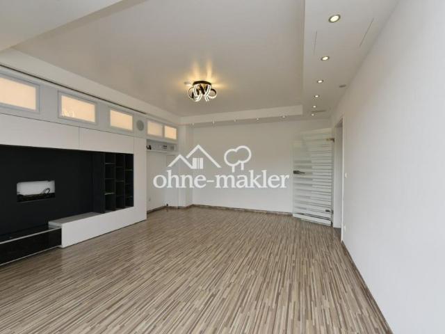 Hochwertig sanierte 2 Zimmer Wohnung mit Moselblick, Balkon & Terrasse Möbeliert