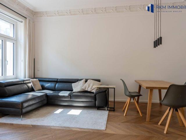 Hochwertig sanierte 3 Zimmer Altbauwohnung mit Lift – sofort bezugsbereit