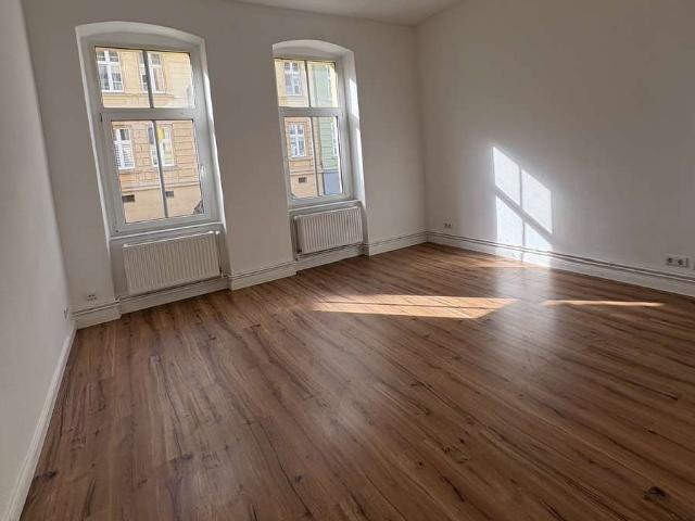 Hochwertig sanierte 3 Zimmerwohnung