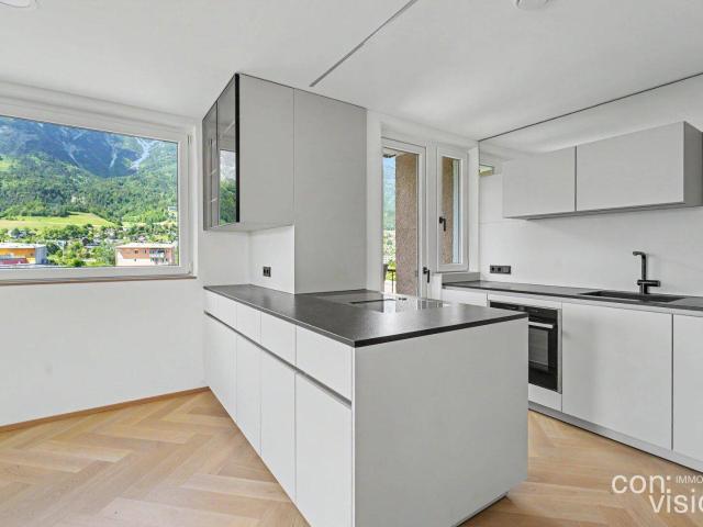 Hochwertig sanierte 4 Zimmer Wohnung mit 3 Balkonen & Bergpanorama in Innsbruck