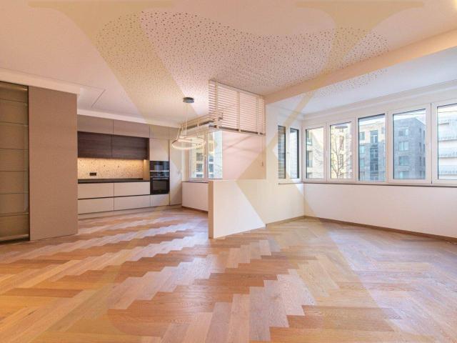 Hochwertig saniertes Wohnjuwel mit Balkon in zentraler Linzer Lage zu verkaufen!