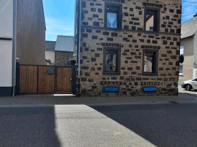Hochwertig saniertes Einfamilienhaus in Nickenich