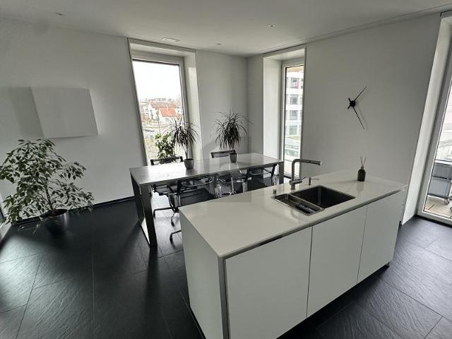 HOCHWERTIG UND STYLISCH MIT ROOFTOP