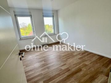 Schicke 4R Wohnung | EBK | großes WoZi | Balkon | 2 Bäder