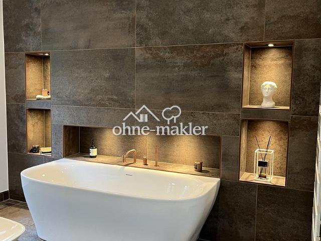 Hochwertige 4 Zimmer Wohnung in klassischer Stadtvilla PROVISIONSFREI! Weitere Wohnungen vorh