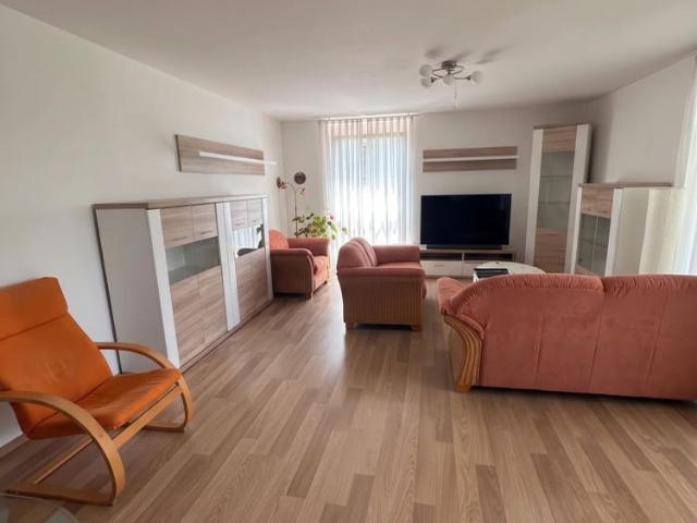 Hochwertige 4 Zimmer Wohnung in ruhiger Lage von Zell Weierbach