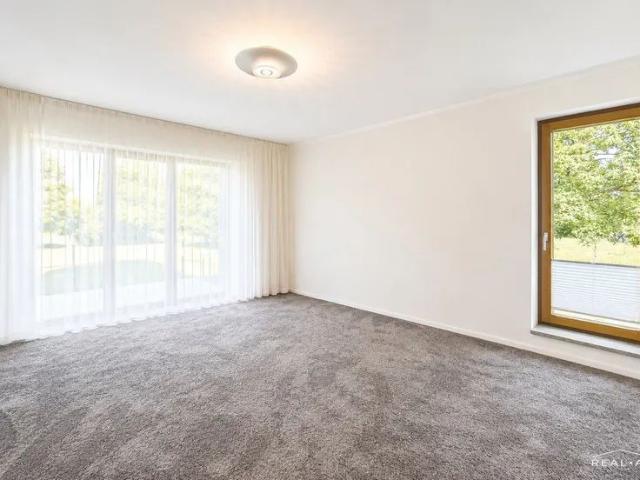 HOCHWERTIGE 4 ZIMMERWOHNUNG IN BEGEHRTER LAGE VON KREFELD BOCKUM ZU MIETEN!