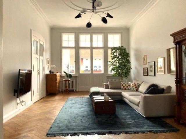 Hochwertige 6 Zimmer Wohnung im Bayerischen Viertel!