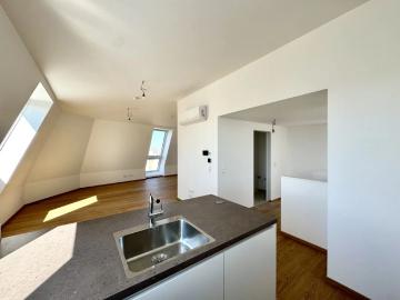Hochwertige 1 Zimmer Maisonette Wohnung im Dachgeschoss mit Terrasse und Blick über Wien! Erstbezug!