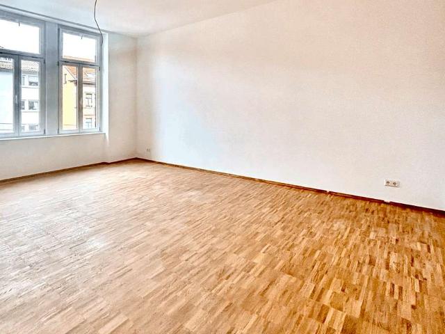 HOCHWERTIGE 1 1/2 ZIMMER WOHNUNG | TOP ANBINDUNG | STUTTGART MITTE