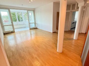 Hochwertige 2 Zimmer Wohnung mit Wintergarten und traumhaftem Panoramablick