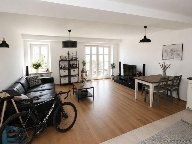 Hochwertige 2 Zimmer Wohnung im Stadtzentrum von Traunstein zur Miete !