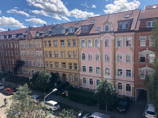 Hochwertige 2 Zimmer Wohnung in bester Lage nahe Nordpark und Uni