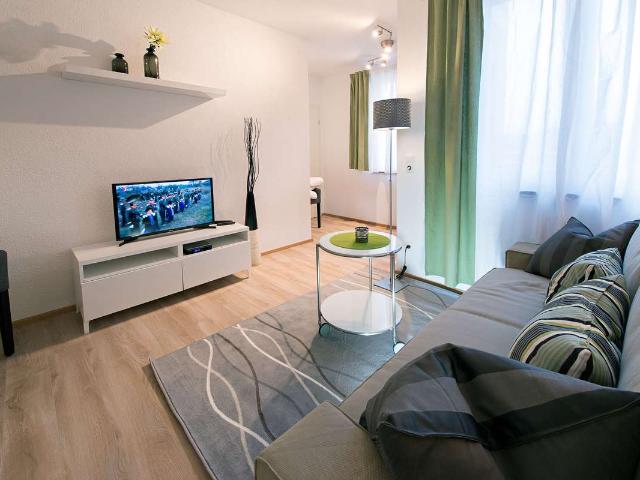 Hochwertige 2 Zimmerwohnung mit Außenterrasse und Weitblick ins Grüne