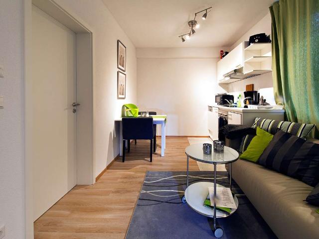 Hochwertige 2 Zimmerwohnung mit Außenterrasse und Weitblick ins Grüne