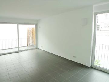 Hochwertige 2 Zimmerwohnung mit Loggia in Porta Nigra Nähe