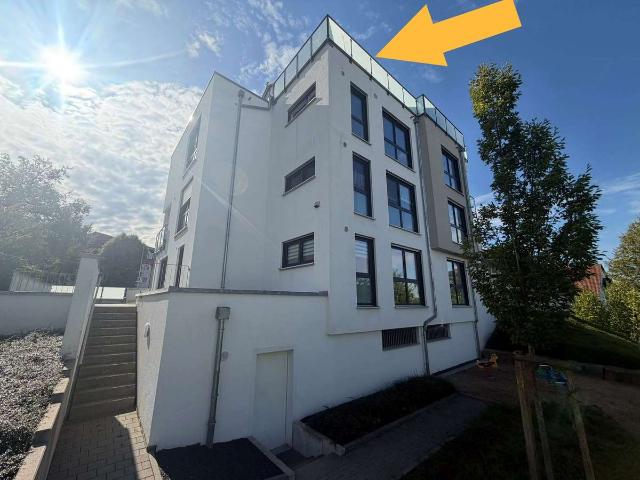 Hochwertige 2,5 Zimmer Penthousewohnung zu vermieten
