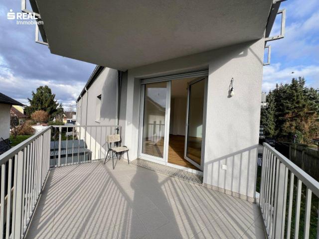 hochwertige 3 Zimmer Terrassenwohnung in ruhiger Lage