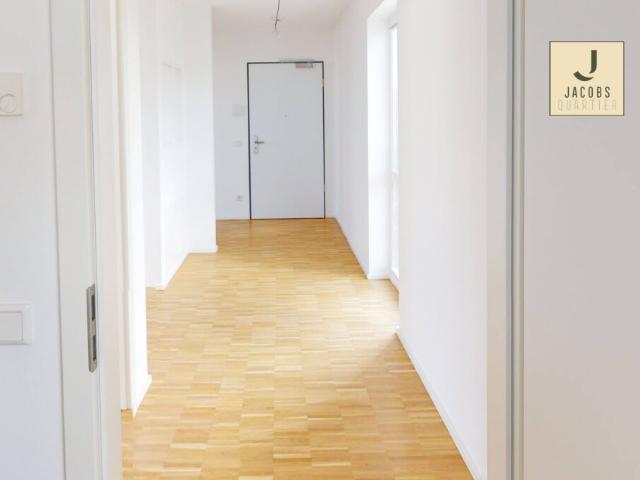 Hochwertige 3 Zimmer Wohnung mit Einbauküche und Terrasse