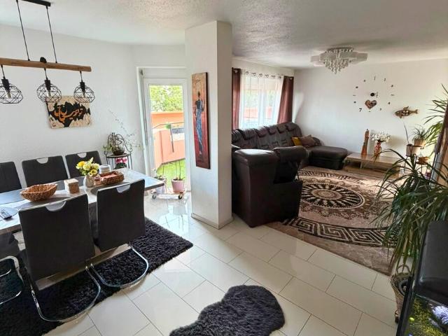 Hochwertige 3 Zimmer Wohnung mit eigenem Carport, Aufzug & traumhaftem Blick über Worms