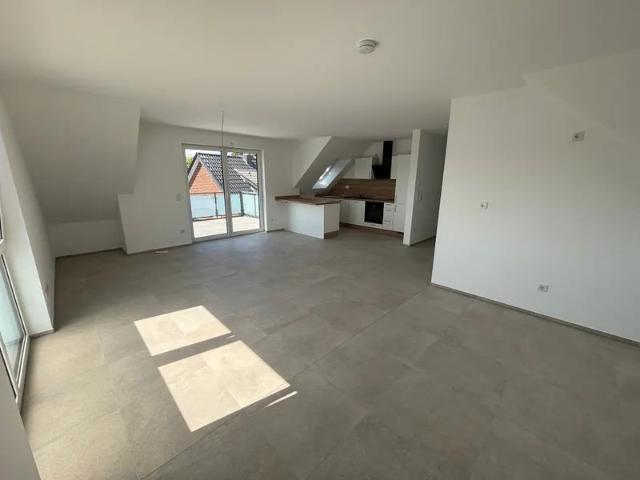 hochwertige 3 Zimmer Wohnung mit Küche und Stellplatz in Rheine Eschendorf zur Miete!