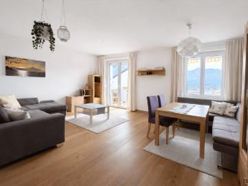 Hochwertige 3 Zimmer Wohnung mit Seeblick