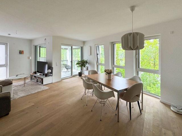 Hochwertige, 3 Zimmer Wohnung am Küstenkanal, KfW55, modern und neuwertig