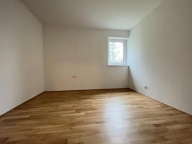 hochwertige 3 Zimmer Gartenwohnung mit TG Stellplatz