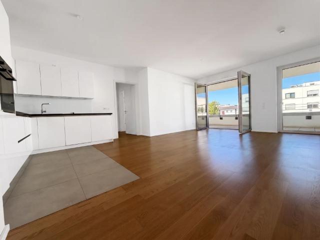 Hochwertige 3 Zimmer Neubauwohnung mit Küche & Stellplatz fußläufig zum Maternusplatz